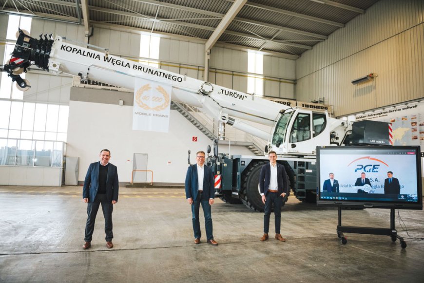 The 40,000th Liebherr mobile crane ever goes to Poland.