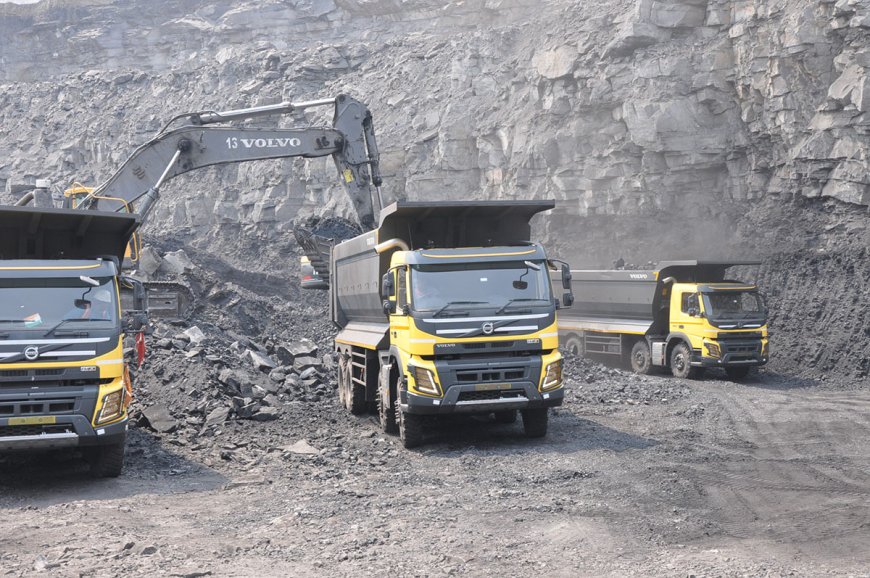 Volvo trucks offer the higher power on tippers which help carry heavy loads even from deep mines with ease.