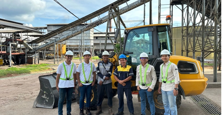 Volvo CE and PT Indotruck Utama collaborate on Indonesia’s first L25 Electric Wheel Loader trial