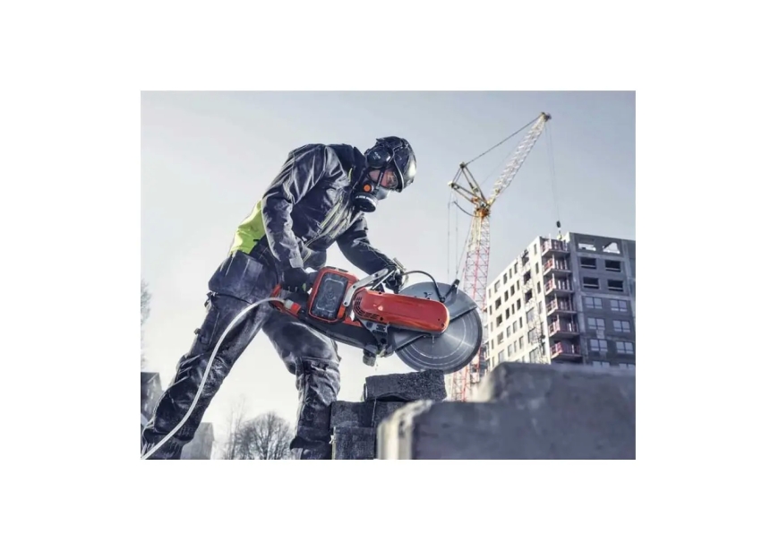 Husqvarna Launches Its First Battery Powered Cutter